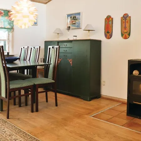 Dom wakacyjny Three-bedroom Holiday In *